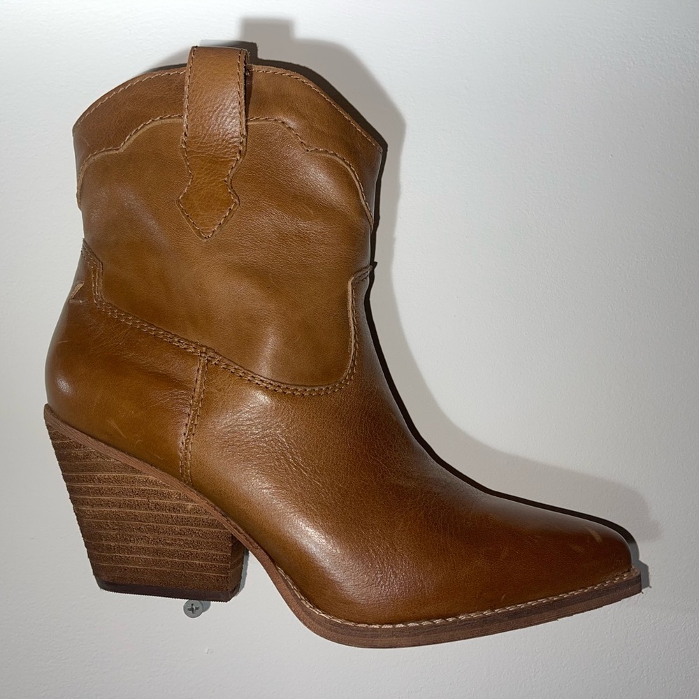 Zodiac Women's Roslyn Pointed Toe Western
Booties